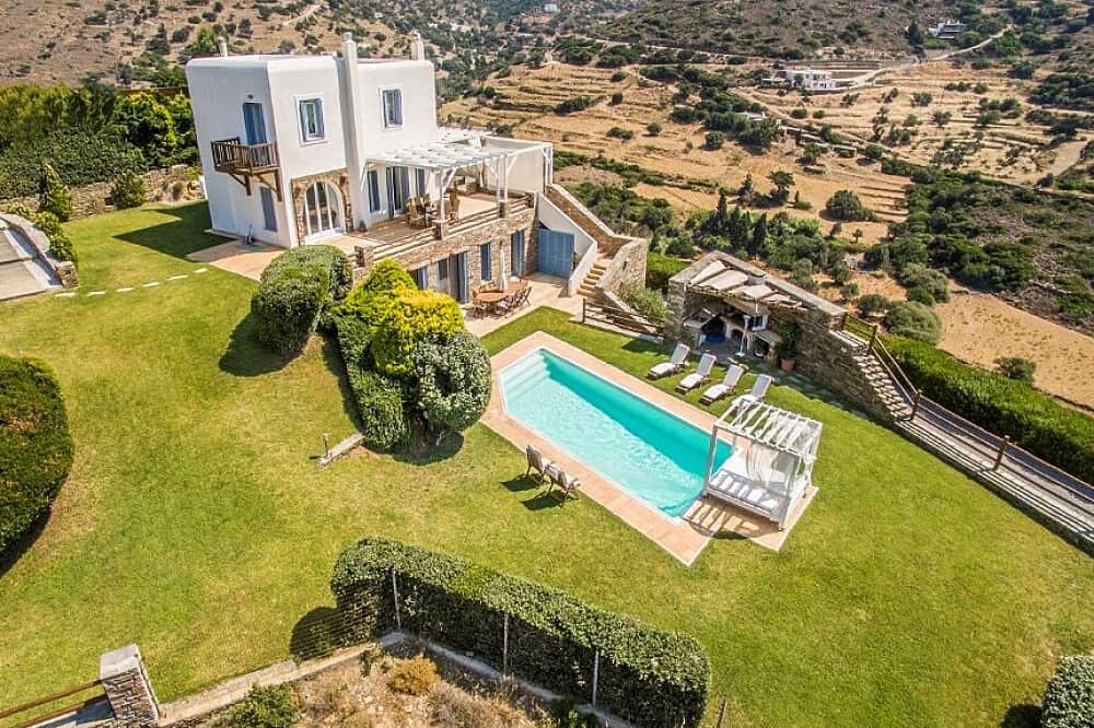 7 Day Dating Singles Adventure: Mind Games & Mysteries in Greece 3