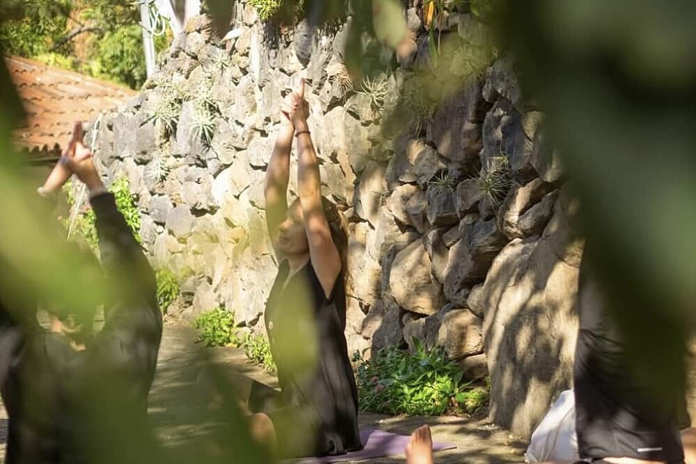 8 Day Sound Healing and Black Lotus Yoga Retreat, Salento - Italy 7