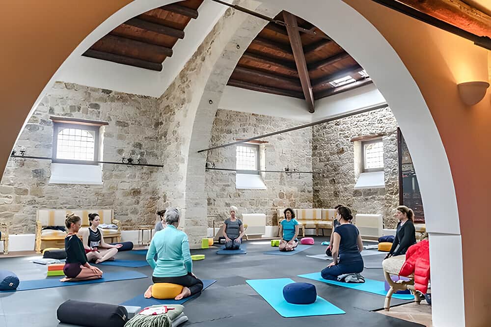 8 Day Yoga, Mindfulness and Walking Retreat in Sicily, Italy 2