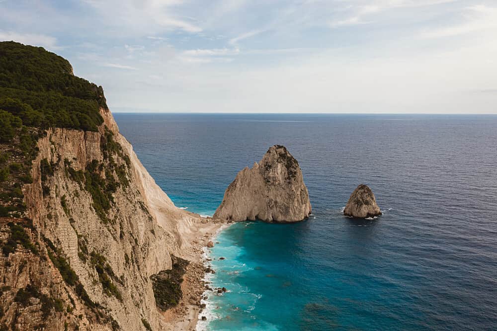 6 Day Yoga, SoundHealing & Yin: Neuroscience-Informed in Greece 4