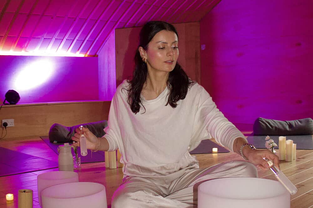 6 Day Yoga, SoundHealing & Yin: Neuroscience-Informed in Greece 7