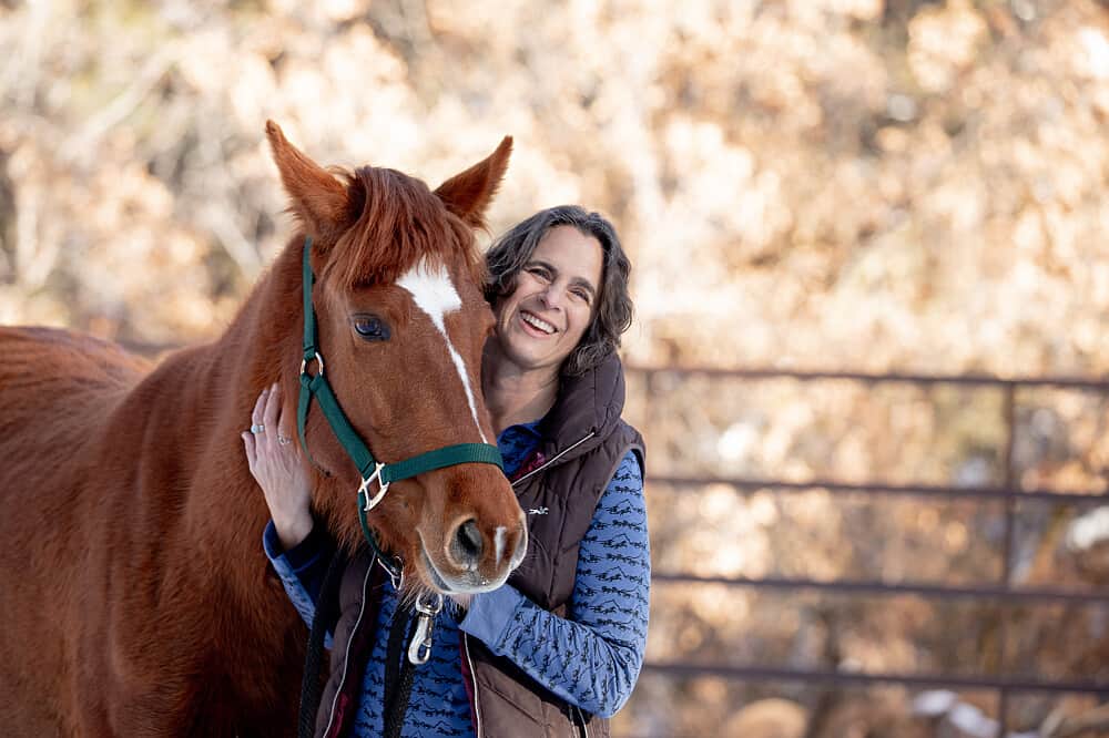 4 Day Mountaintop Private Couples Retreat with Mustangs in CO, US 7