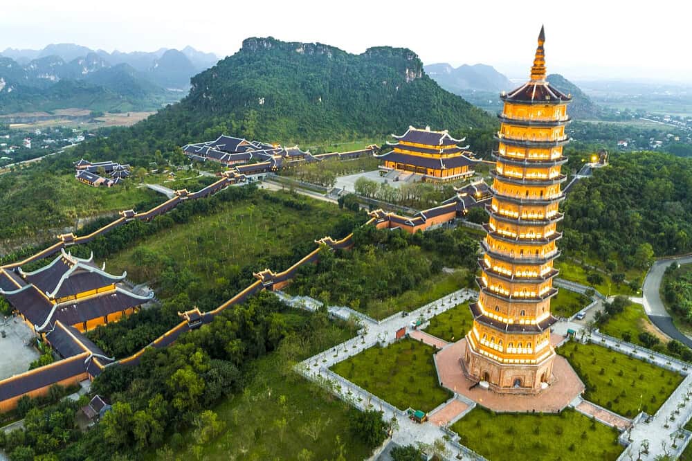 5 Day Meditation & Buddhist Wisdom in Ninh Binh, Viet Nam 5