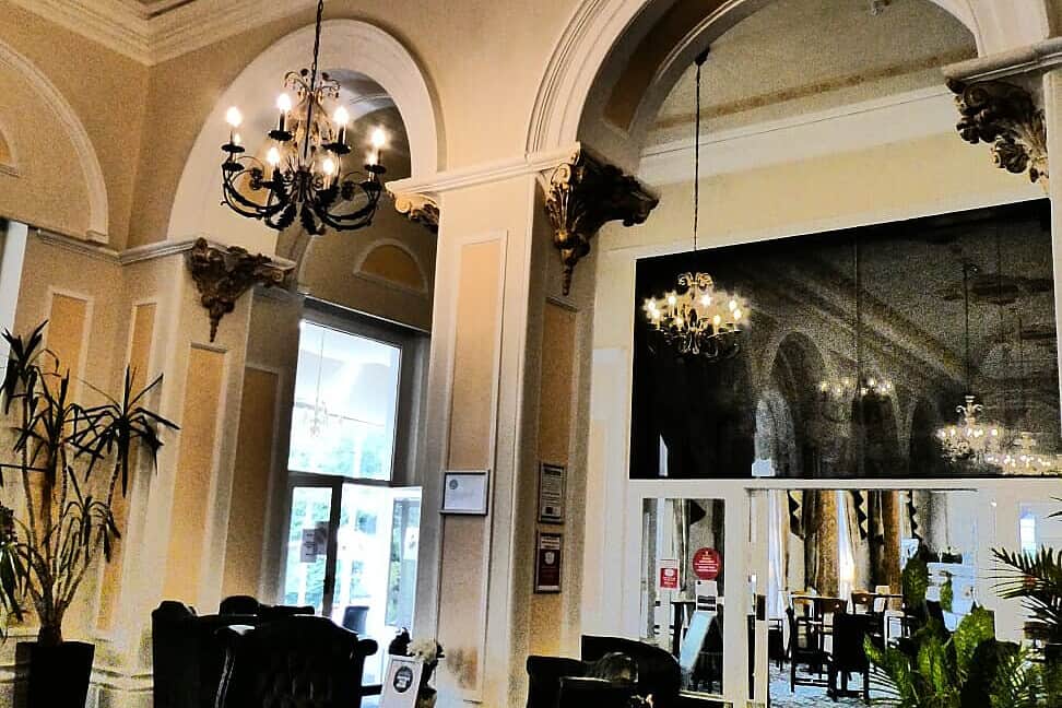 3 Day Yoga & Mindfulness Holiday in Buxton, Peak District, UK 3