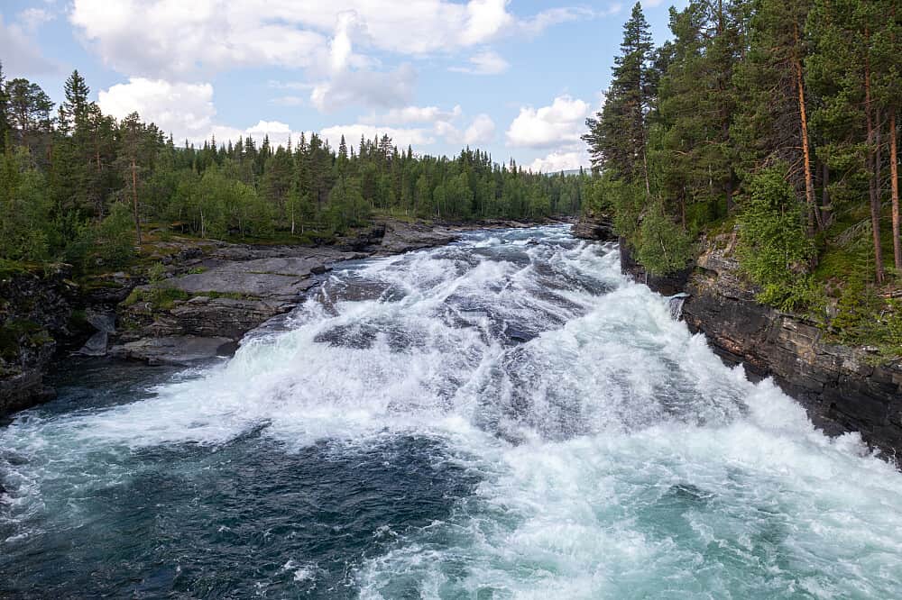 7 Day Adventure and Nature-Based Mentoring Retreat in Sweden 4