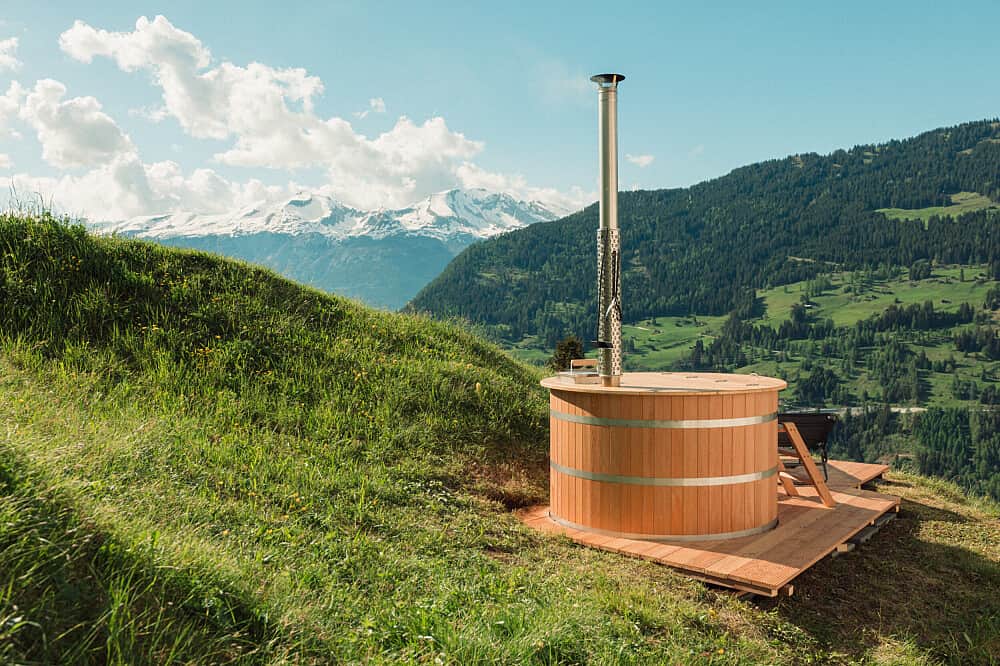 15 Day Hiking & Wellness Co-Living Retreat in the Swiss Mountains 6