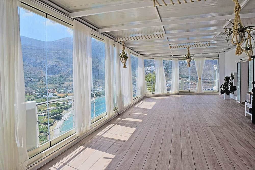 8 Day Mediterranean Magic: Yoga & Culture in Greece 6