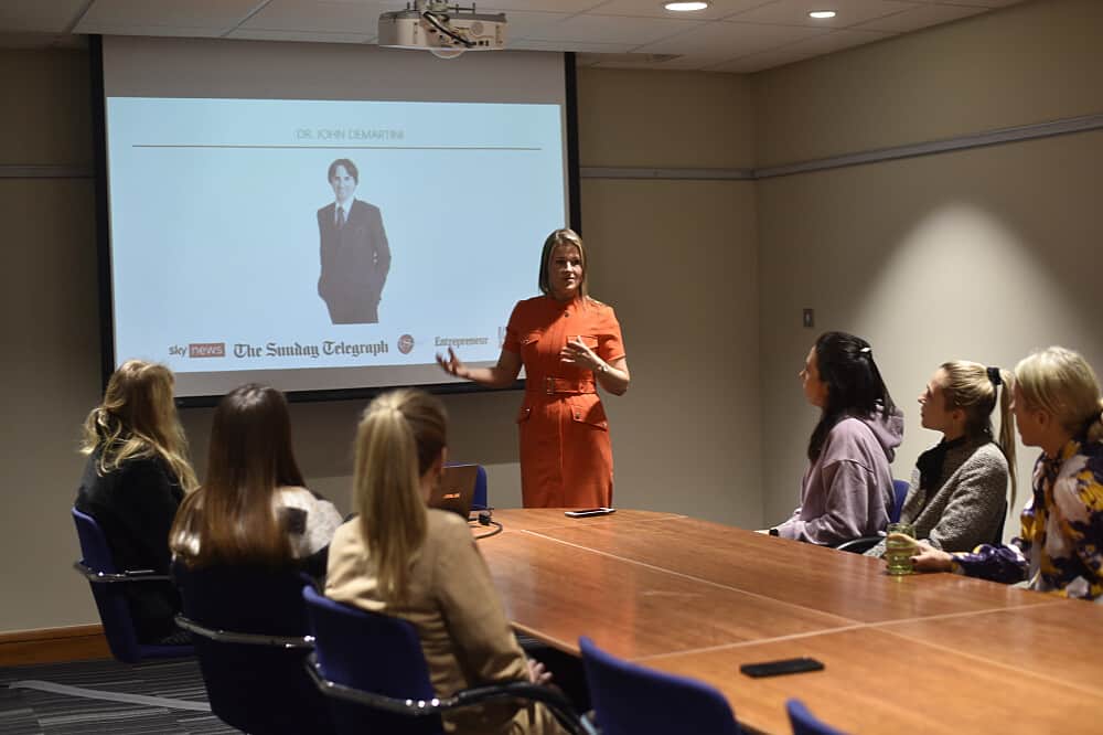 3 Day 1-1 Woman Confidence&Self-Worth in Windsor Castle, UK 1