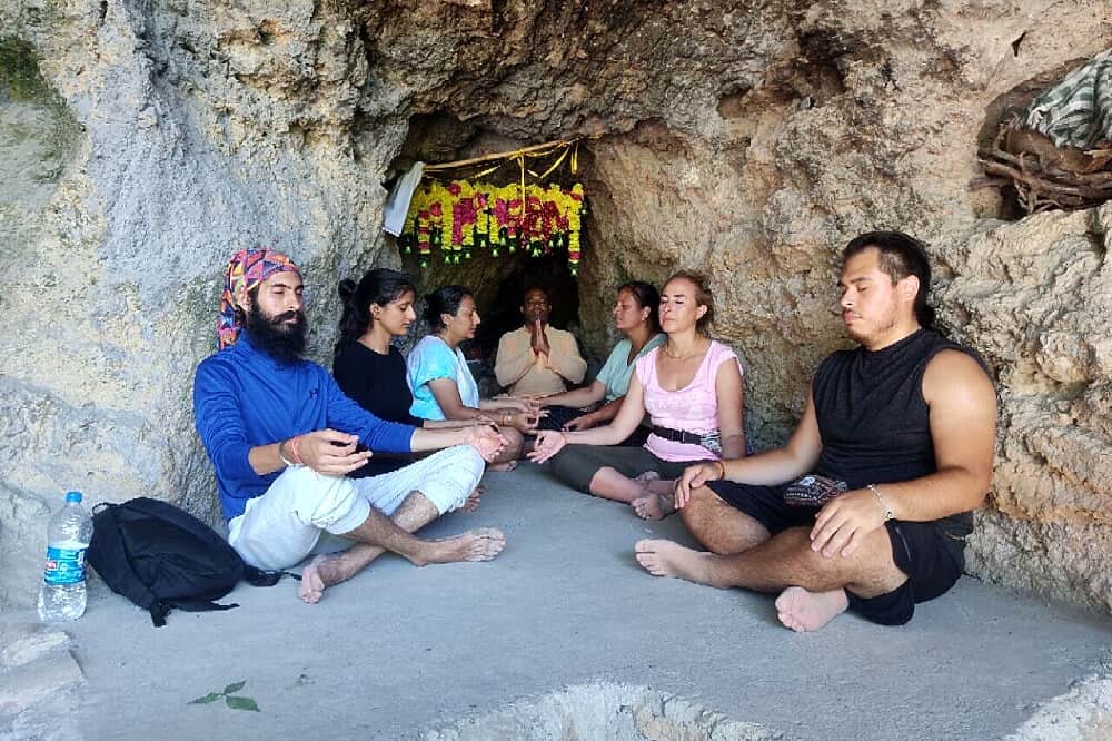7 Day Mindfulness Meditation Retreat in Rishikesh, India 6