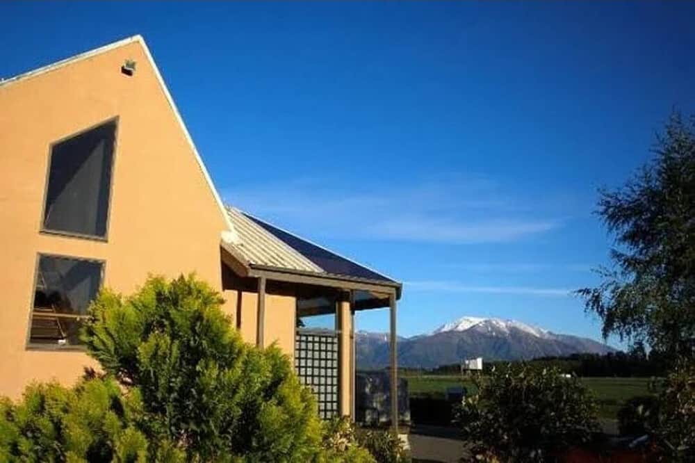 6 Day Vibrational Wellness Retreat in Methven, Southern Alps, NZ 4