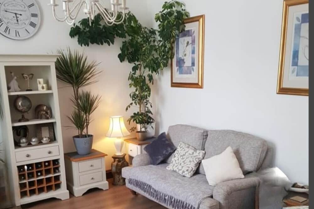 6 Day Relaxing Pilates & Yoga Women's Retreat in France 8