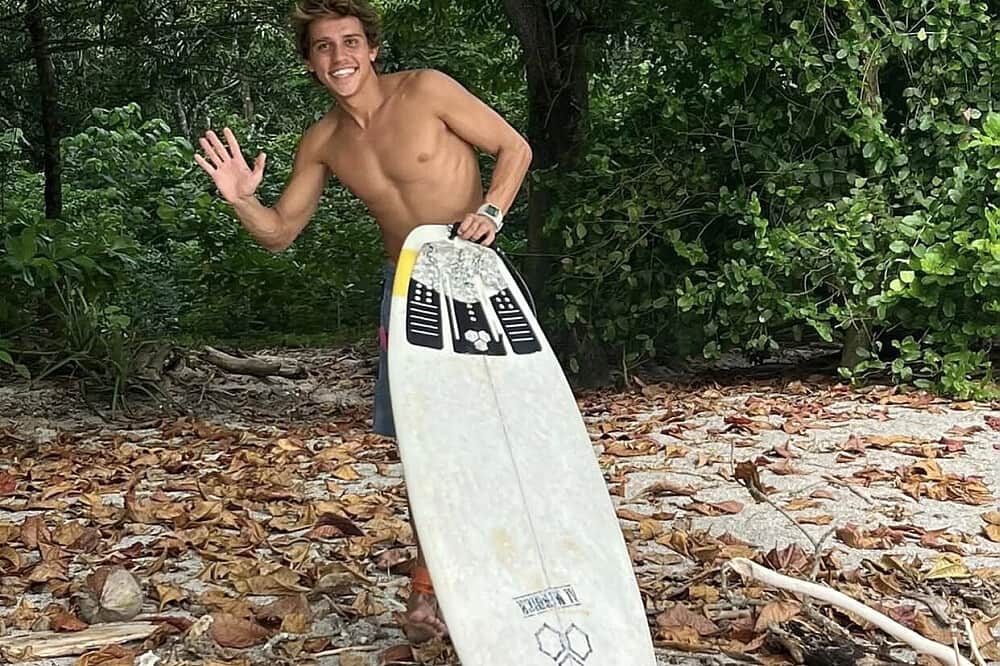 7 Day Private Locally Guided Couple's Surf Retreat in Costa Rica 2