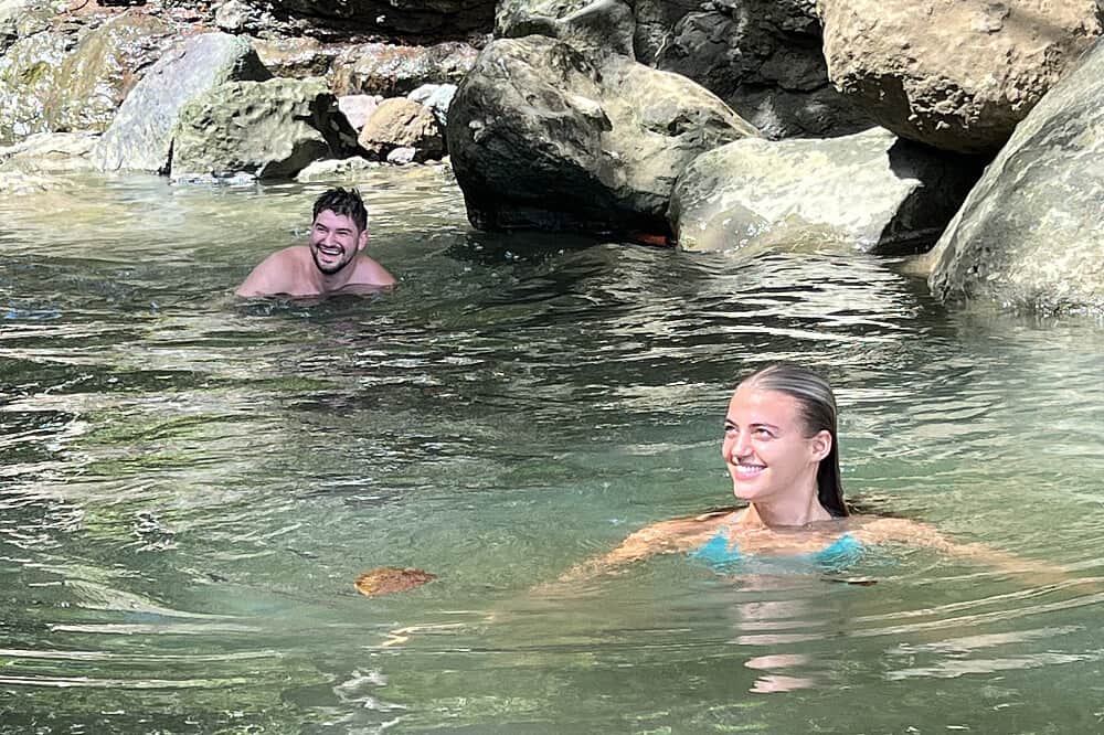 7 Day Private Locally Guided Couple's Surf Retreat in Costa Rica 4