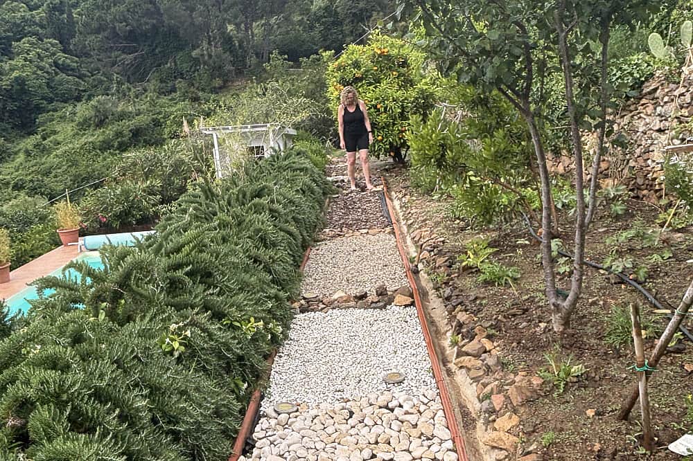 7 Day Sanftes Slow Therapeutic Yoga for 60 plus in Italy 5