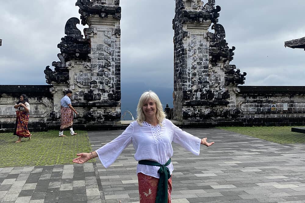 8 Day Awaken Your Heart Consciousness Women's Retreat in Bali 6