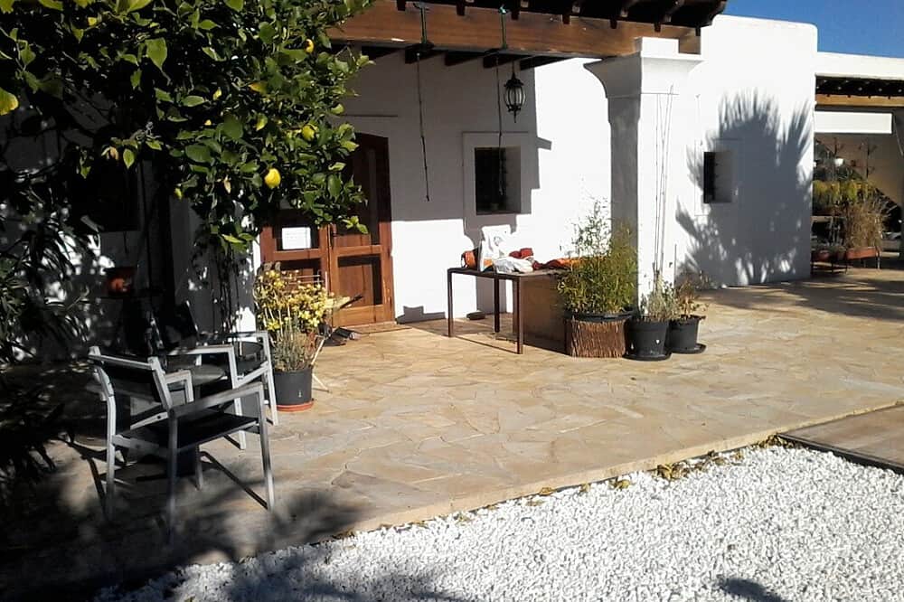 6 Day Awaken & Unwind: Bed, Yoga & Breakfast in Ibiza, Spain 5