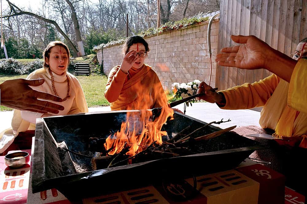 7 Day (Flexible) Yoga & Meditation Ashram Retreat Budapest 4