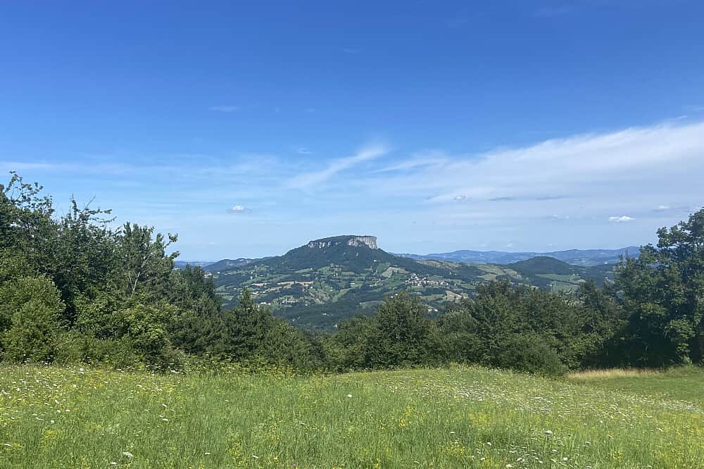 4 Day 'Recharge" Wellness & Nature Yoga Retreat in Italy 7