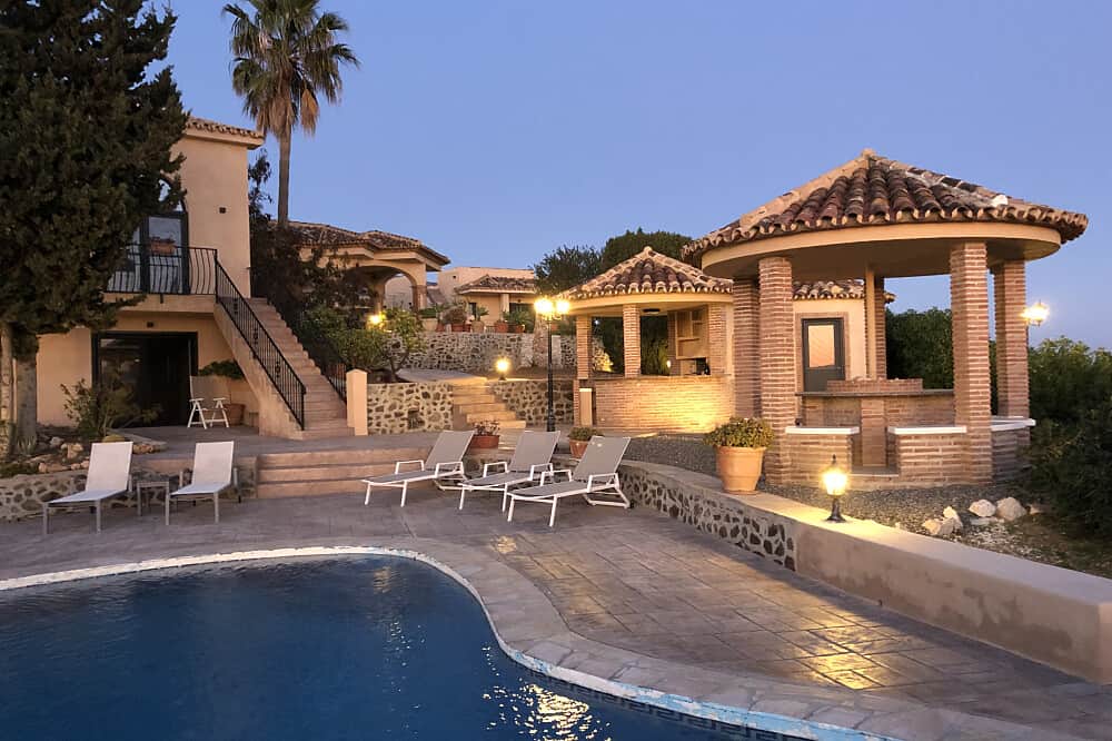 4 Day Intuitive Sound Healer Retreat in Mijas, Spain 5