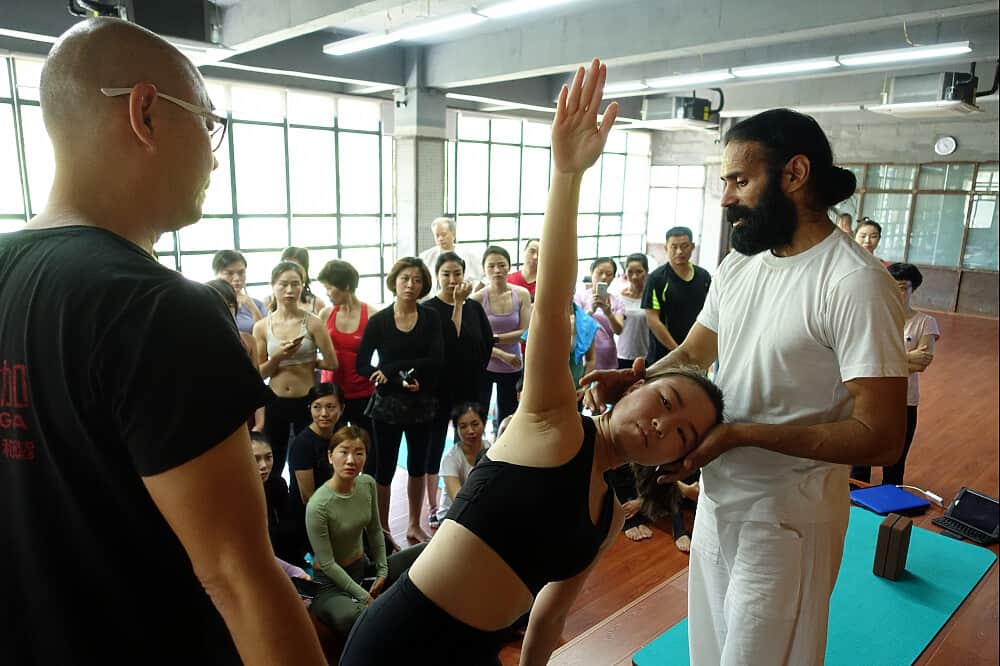 4 Day 'Conscious Relationship " Retreat in Martigues, France 3