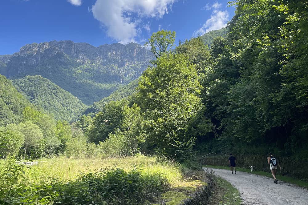 6 Day Within - Women's Yoga Retreat in Italy 8