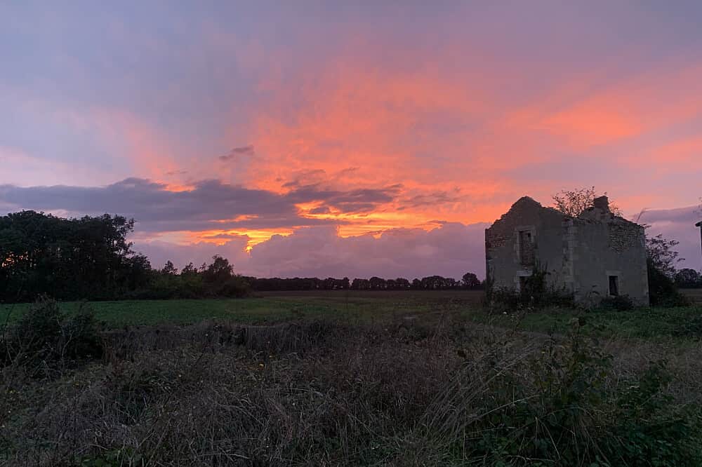 8 Day Tapestry as Art & Relaxation Retreat at La Faye, France 5