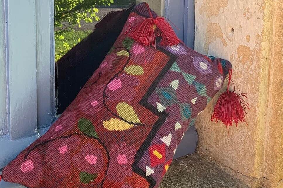 8 Day Tapestry as Art & Relaxation Retreat at La Faye, France 7