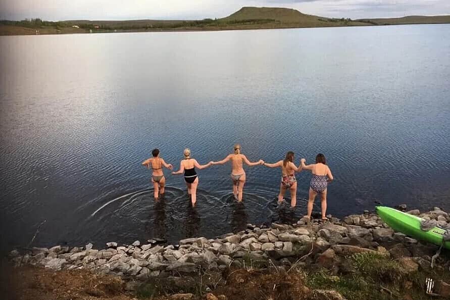 7 Day Women's Restorative Yoga & Nature Retreat in Hella, Iceland 5