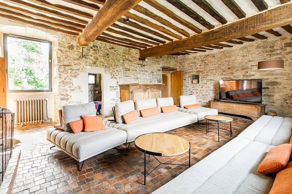 7 Day Transformative Writing Retreat in Chateau in France 8