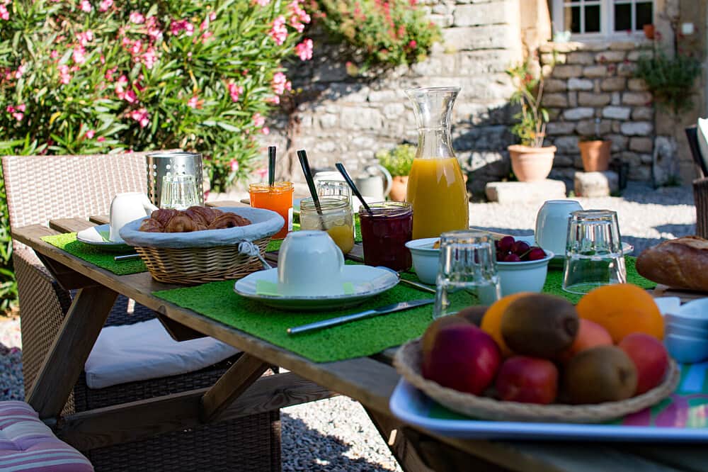 6 Day Her Pages in Provence Writing Retreat | South of France 5