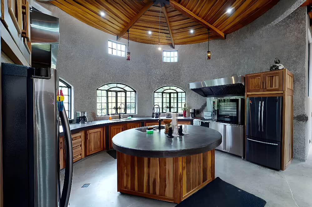 8 Day Transformative Women's Retreat in Jaco, Costa Rica 7