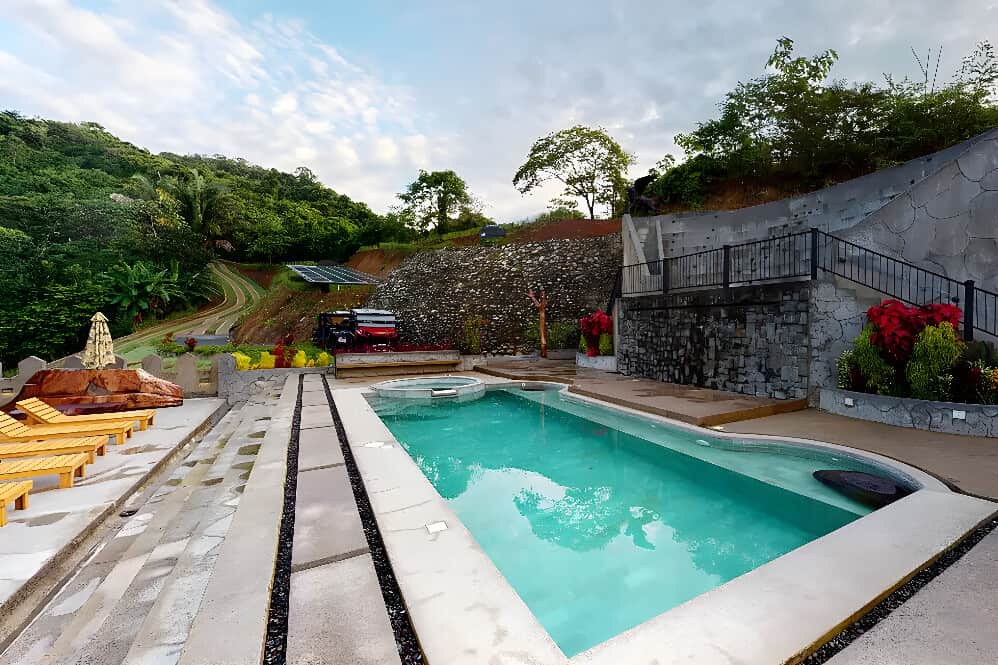 8 Day Transformative Women's Retreat in Jaco, Costa Rica 6