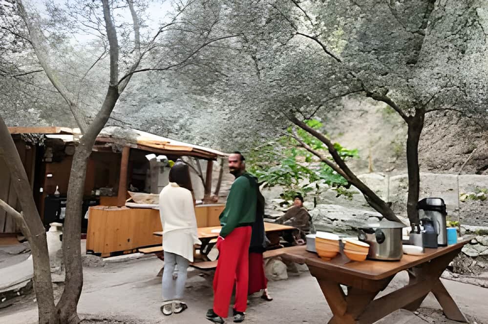 6 Day Art & Flow: A Workshop to Heal the Inner Artist in Spain 3