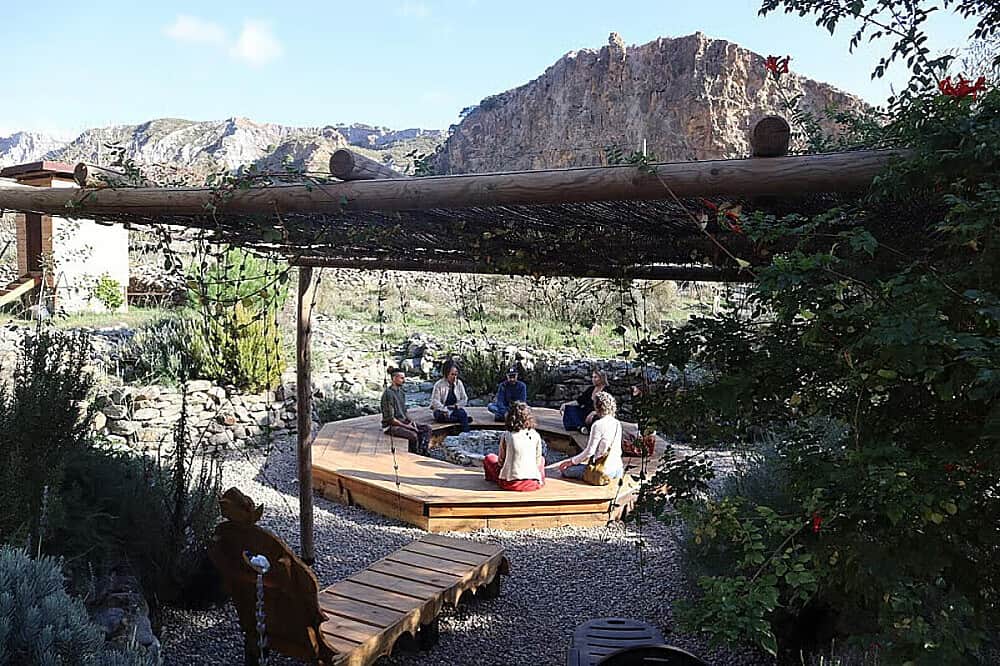 6 Day Art & Flow: A Workshop to Heal the Inner Artist in Spain 4