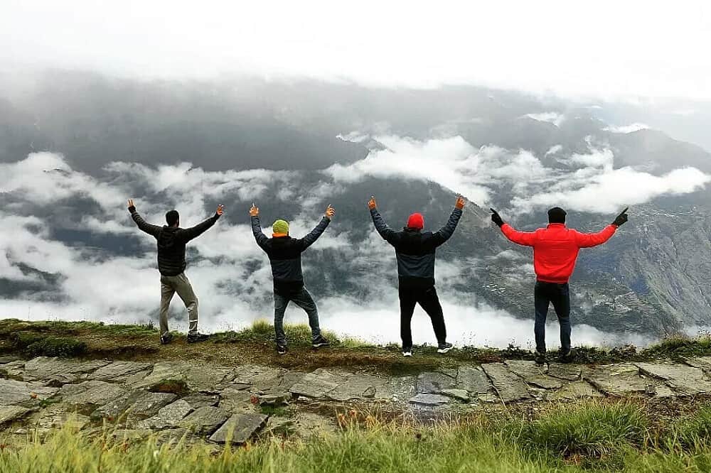 6 Day Transformative Hiking Yoga Retreat in Himalayas, India 7