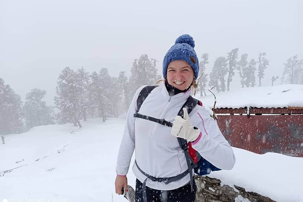 6 Day Transformative Hiking Yoga Retreat in Himalayas, India 8