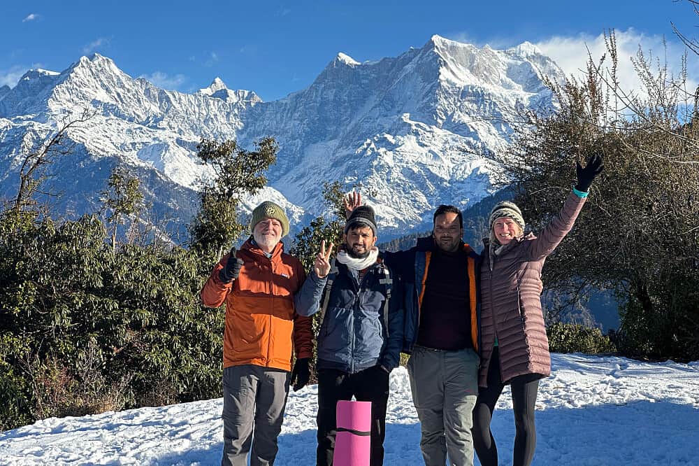 6 Day Transformative Hiking Yoga Retreat in Himalayas, India 1