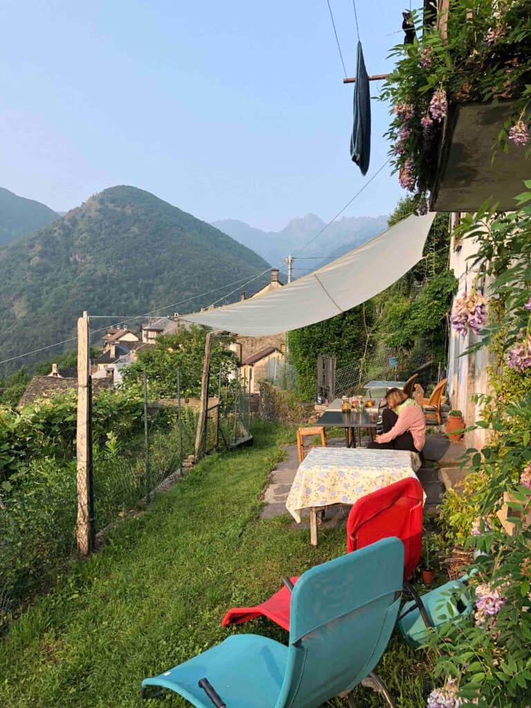 Chris Leuenberger Yoga, Dance & Breath 3