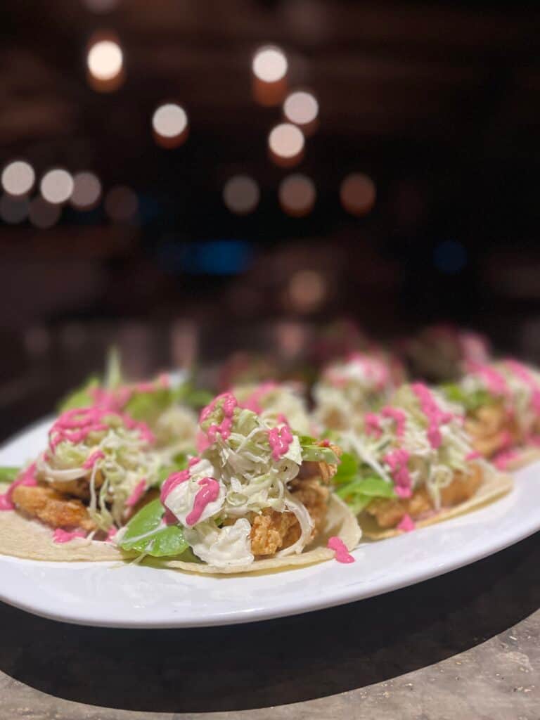 Salvatierra Hosts: 7