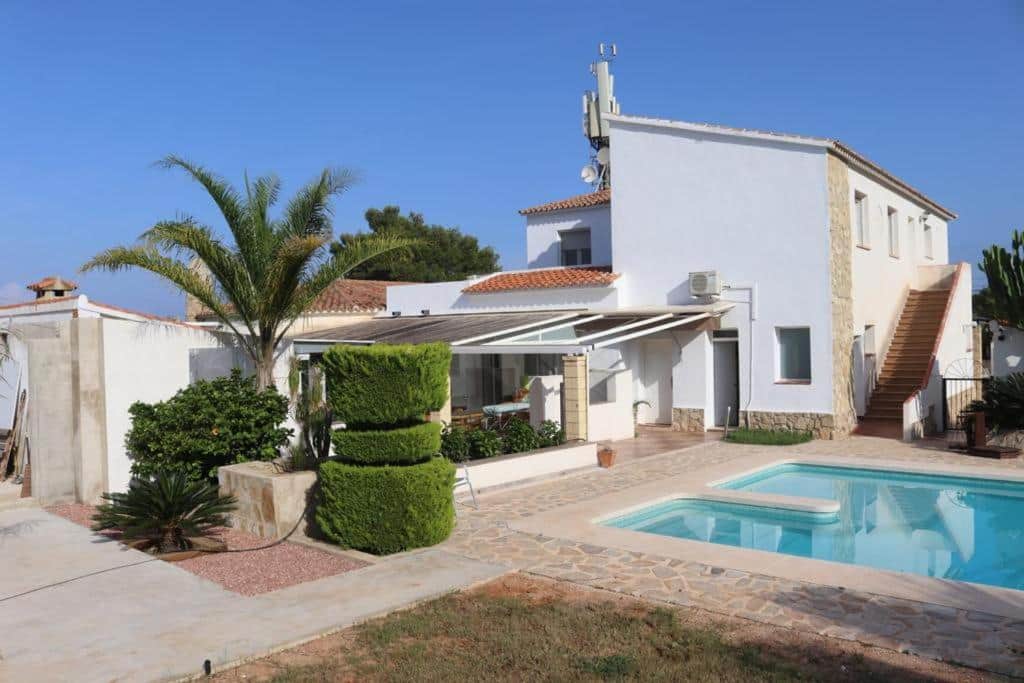 Yoga and Dharma Academy 5