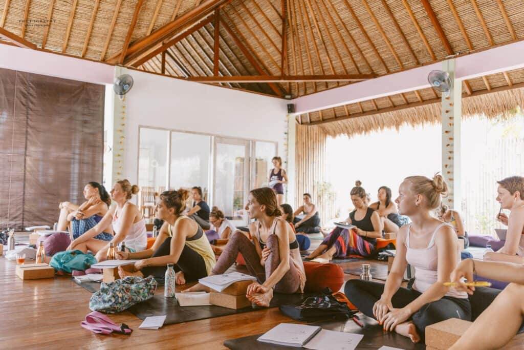 Yoga Dunia Lembongan 2