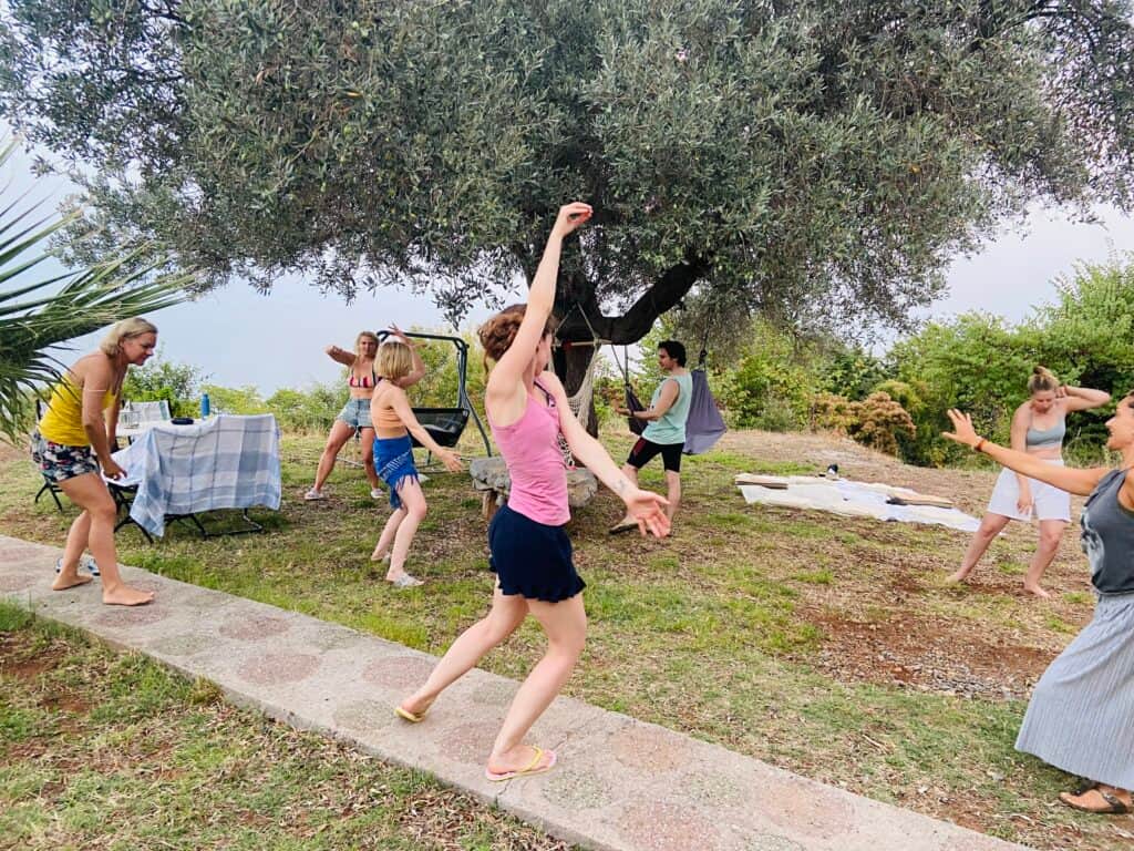 Dance-Therapy-Yoga 8