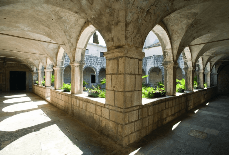 Institut für Achtsamkeit, Intuition und ganzheitliche Persönlichkeitsentwicklung 6