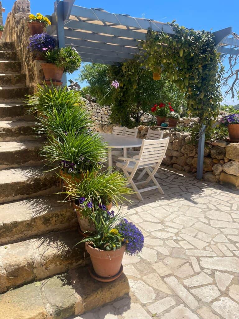 L’Gharix Temple Retreat 2