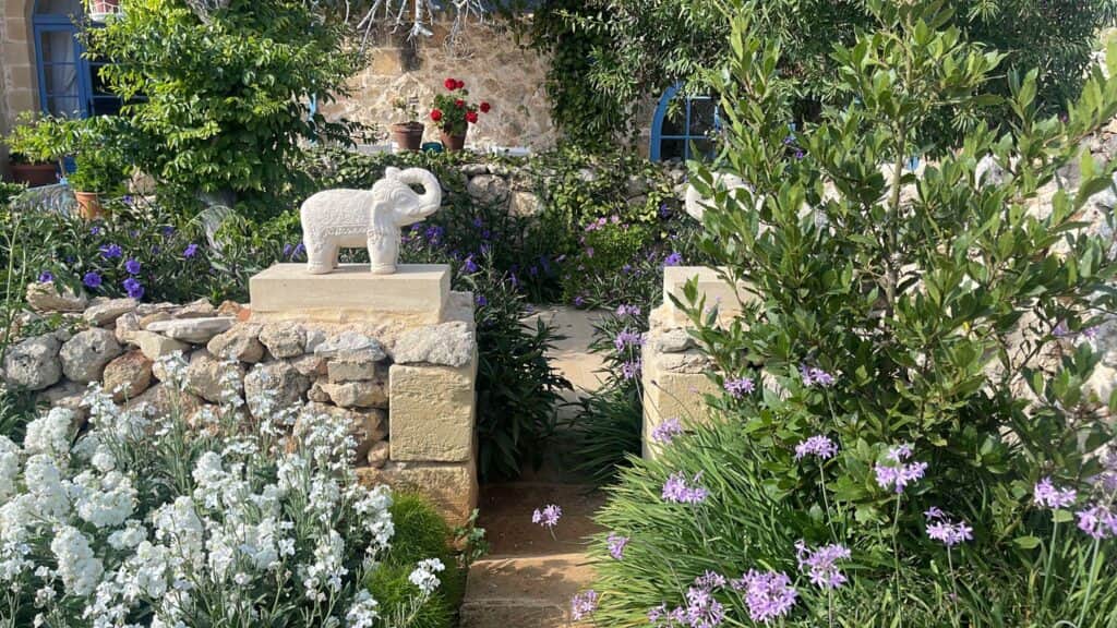 L’Gharix Temple Retreat 5