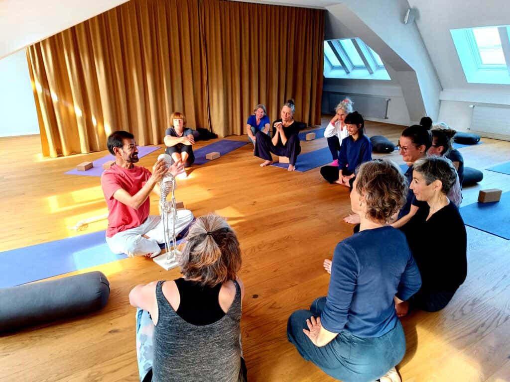 Mahamukti Yoga School 3