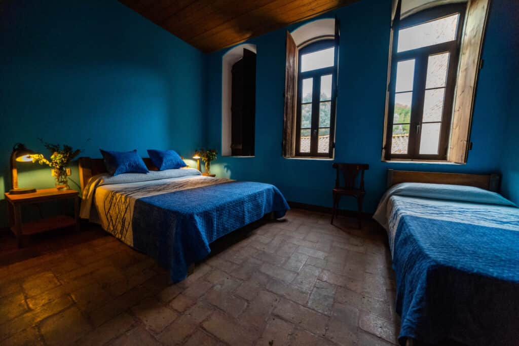 Yoga, theatre and art therapy -retreat 7