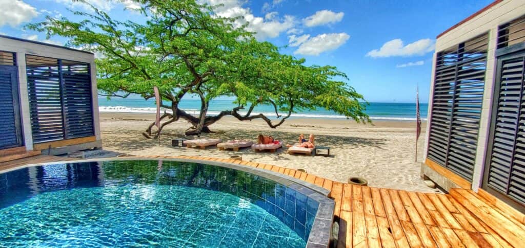 SURF HOOP YOGA Retreat 5