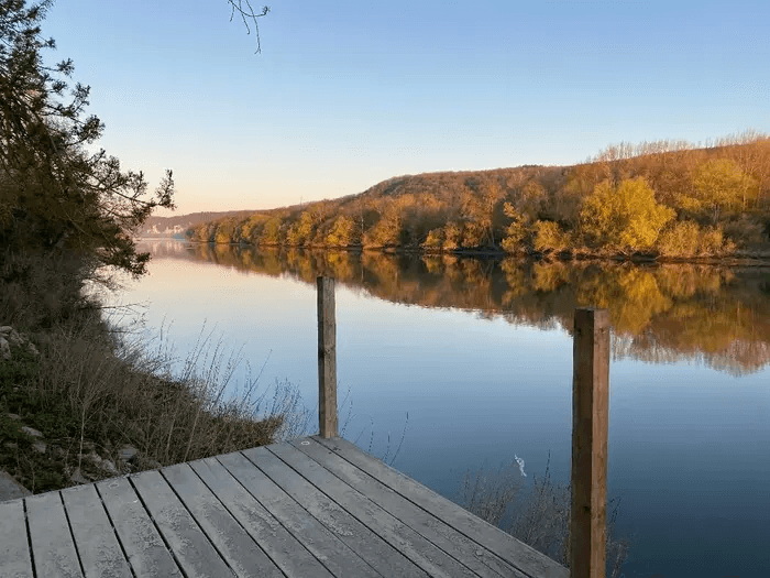 Yoga Retreat Meditation in Normandie by the river 3