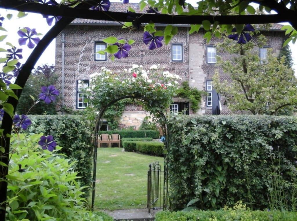 3 Day Psychedelic Therapy Retreat in the South of Netherlands 2